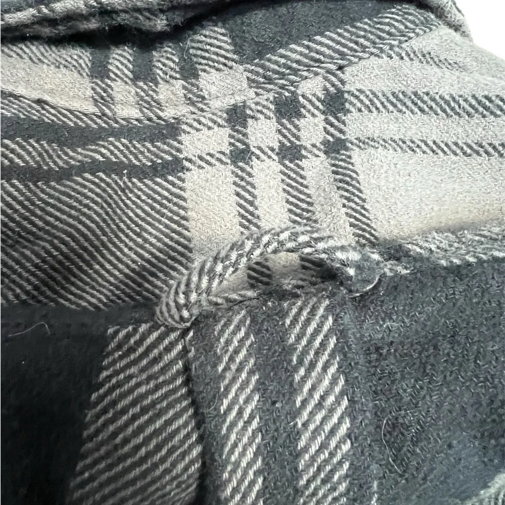 Orvis Big Bear Heavyweight Double Brushed Flannel Button Down Shirt - Picture 2 of 7